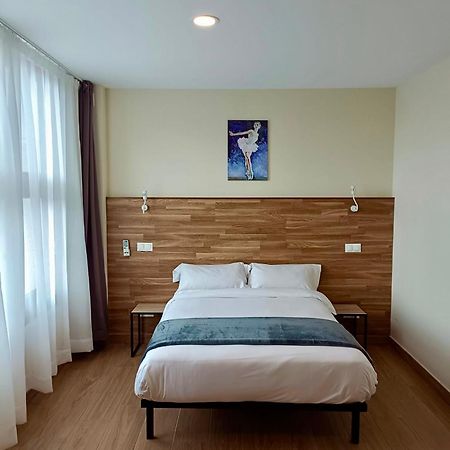 Apartahotel Golden Alcala Alcala de Henares Luaran gambar