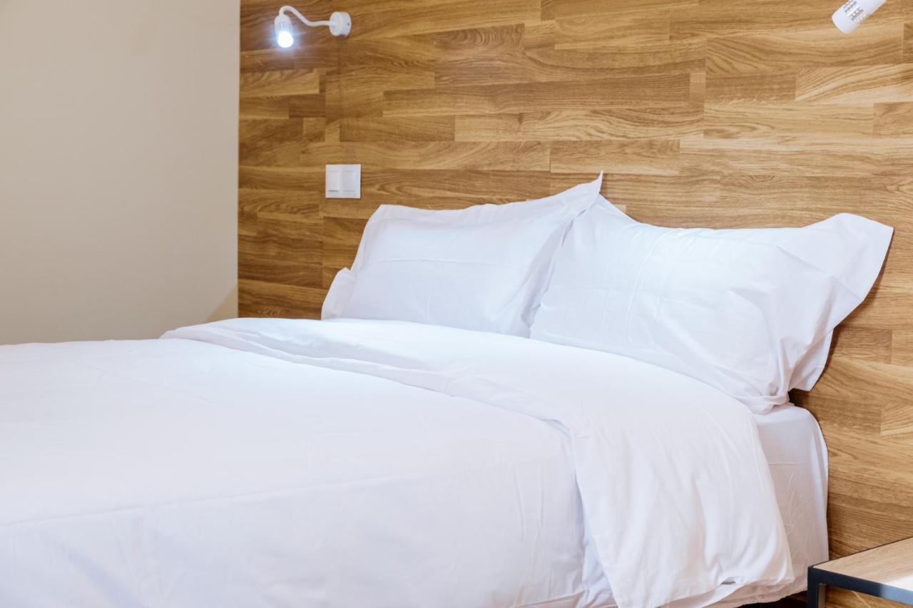 Apartahotel Golden Alcala Alcala de Henares Luaran gambar