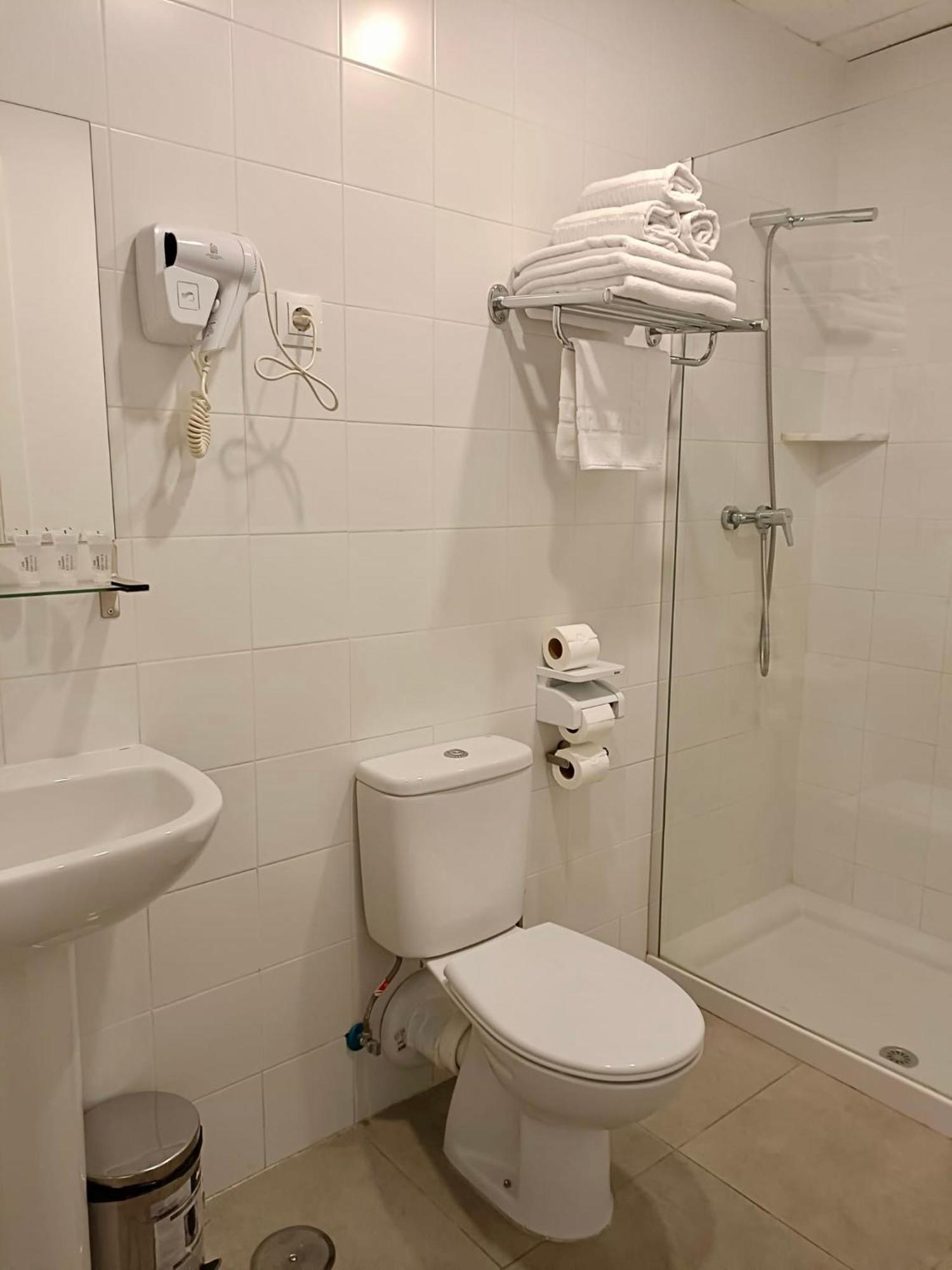 Apartahotel Golden Alcala Alcala de Henares Luaran gambar